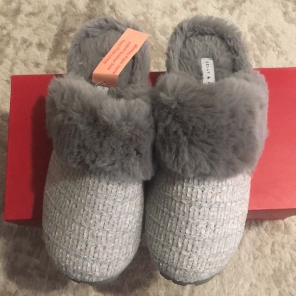 Kelly & Kate slippers new - Picture 2 of 4